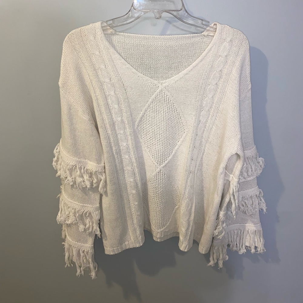 L- V Neck White Sweater